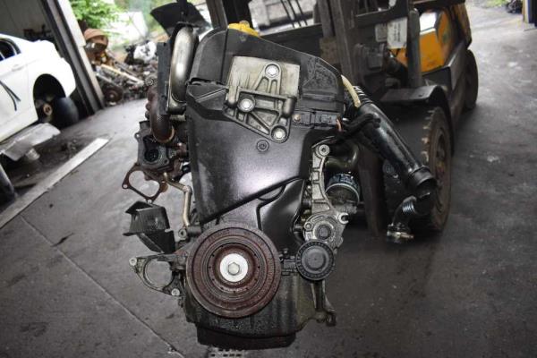 MOTEUR RENAULT 1.5DCI INJECTION DELPHI CODE K9KM768 - Vue 3